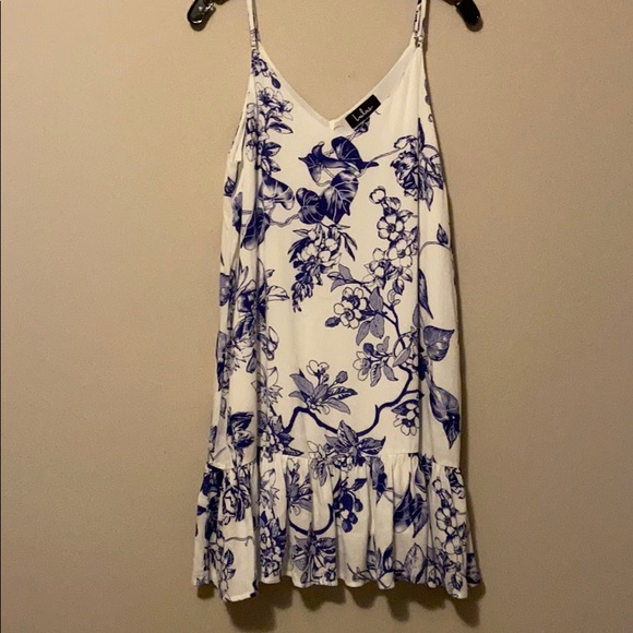 Lulus Dresses & Skirts - Lulu’s Blue and White Floral Spaghetti Strap Dress